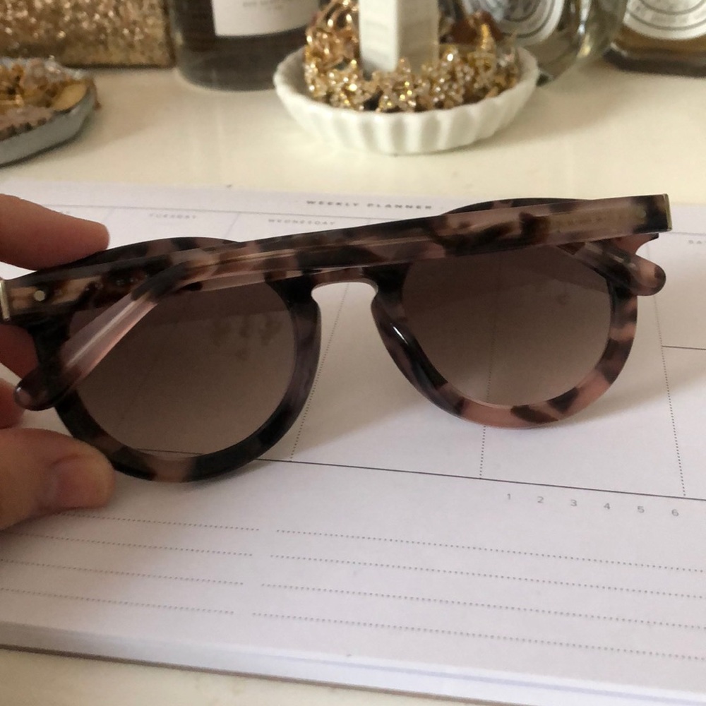 Hugo Boss sunglasses! - Picture 3 of 7